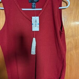 Cable & Gauge Women's Red Tank Top